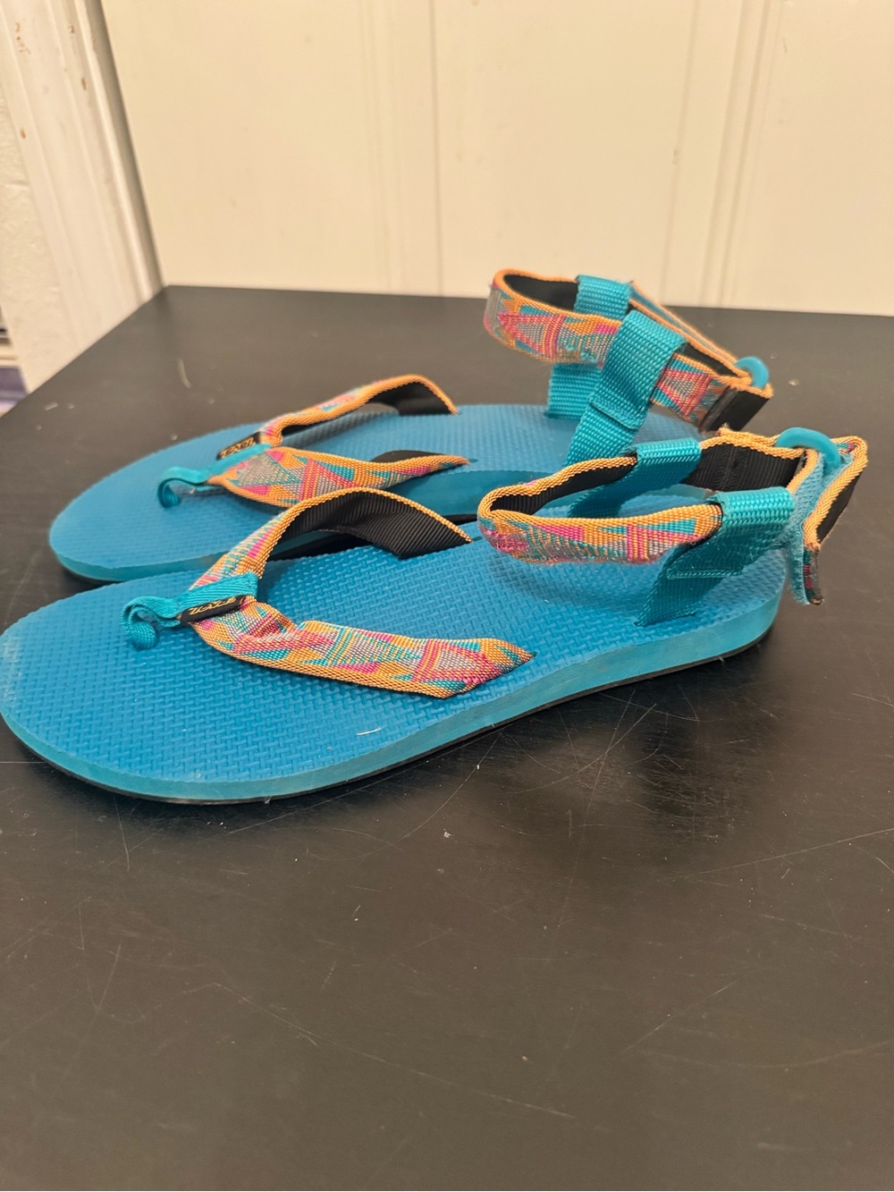 Teva Original Sandals Turquoise Blue Tribal Print Straps Orange Pink Blue Size 9